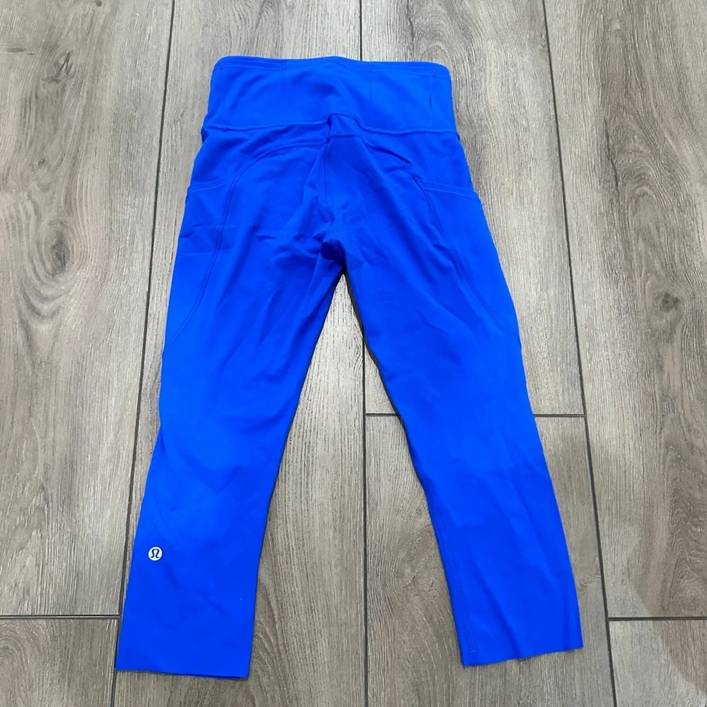 Vibrant blue Lulu lemon leggings - Picture 1 of 2